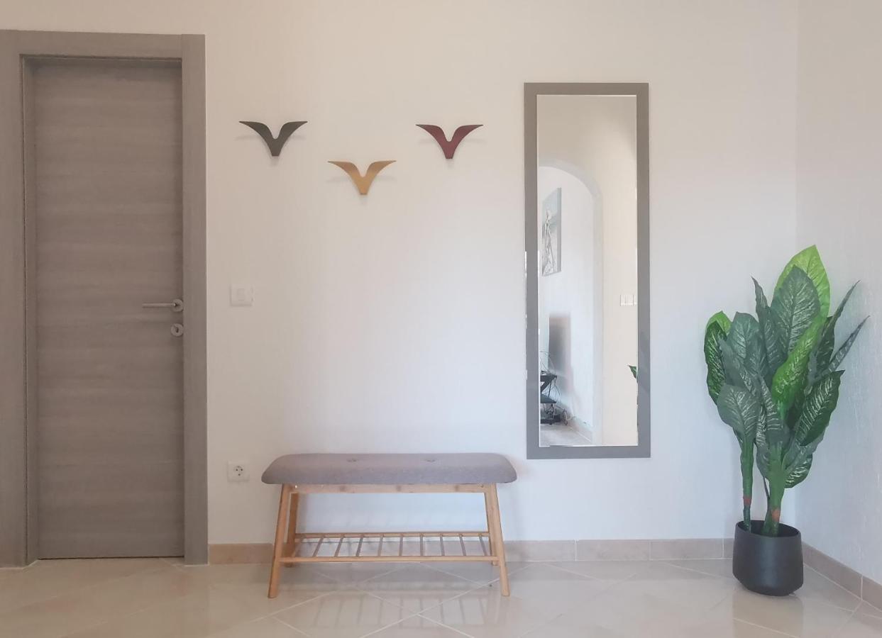 Apartment Pineta With Terrace & Park Wood View Pula Exterior foto