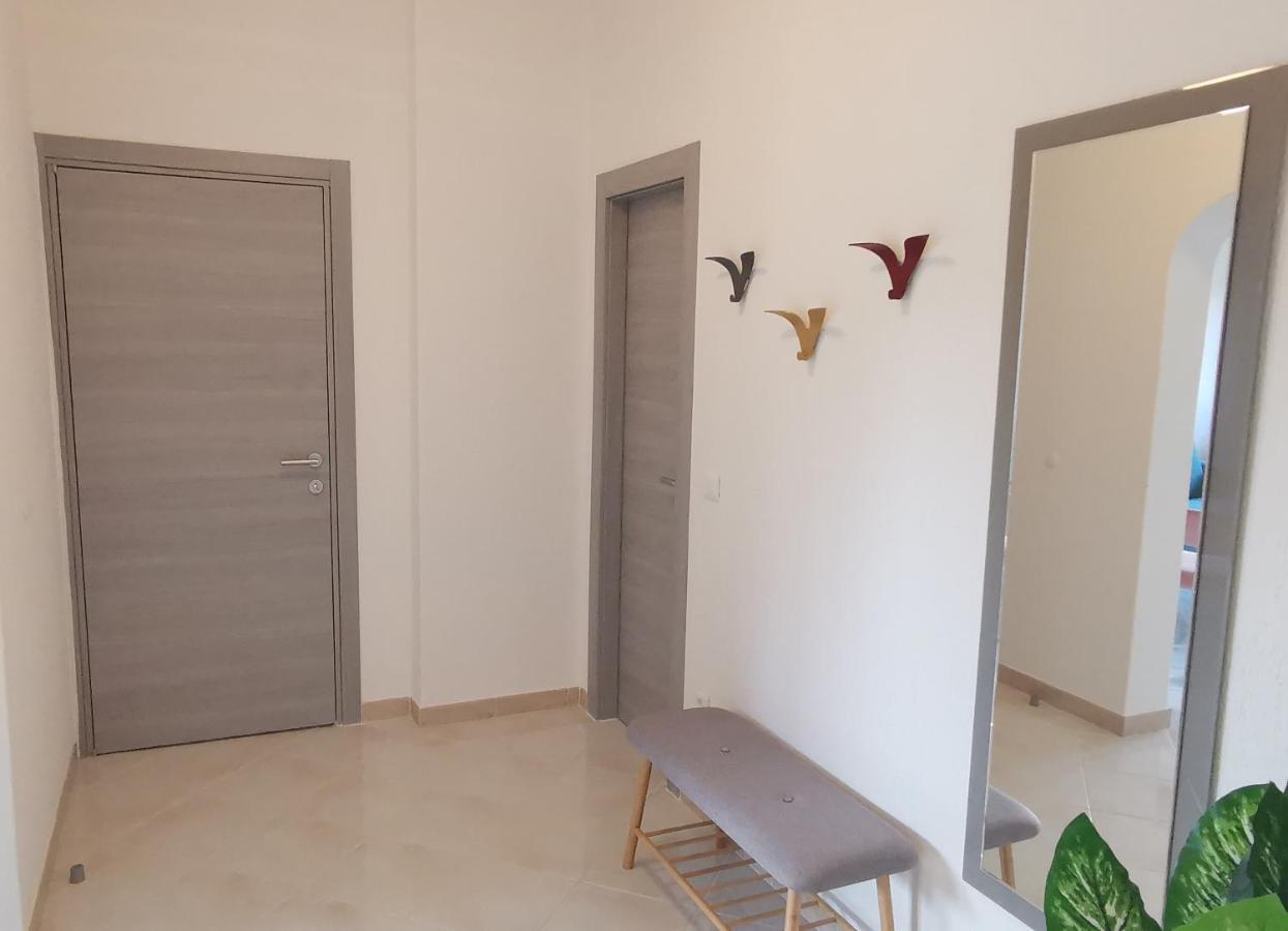 Apartment Pineta With Terrace & Park Wood View Pula Exterior foto