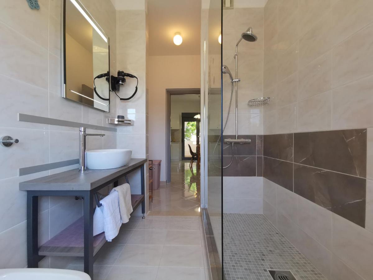 Apartment Pineta With Terrace & Park Wood View Pula Exterior foto