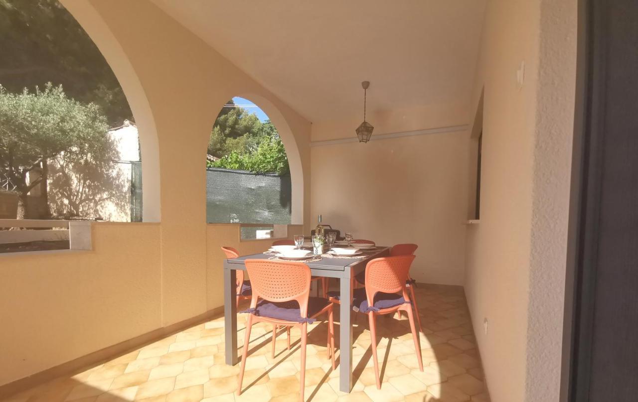 Apartment Pineta With Terrace & Park Wood View Pula Exterior foto